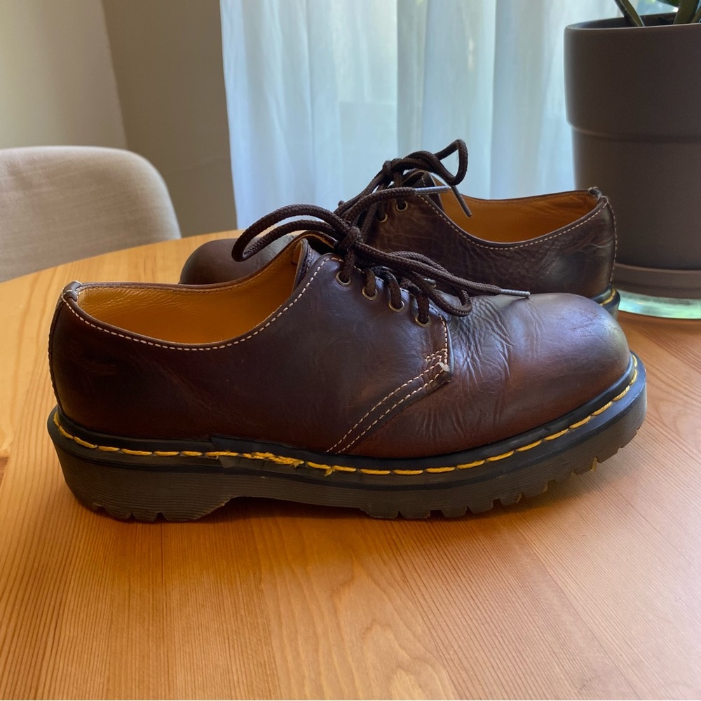 Dr. Martens Made in England Lace Up Oxford, Unisex UK Size 6
